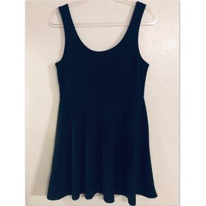 Forever 21 Solid Black, Babydoll Top.
